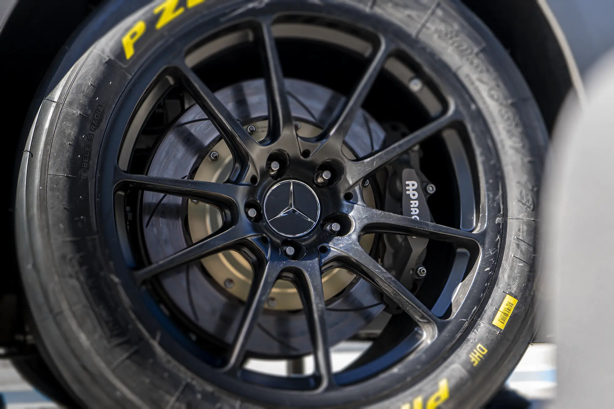 kit frein circuit pour mercedes AMG AP Racing